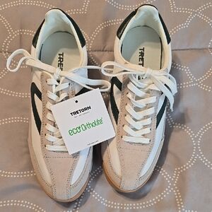 Tretorn White and Green Sneakers